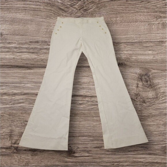 Banana Republic Premium Denim White Flare Leg Jeans Womens Size 32L (36x34) - Picture 2 of 16